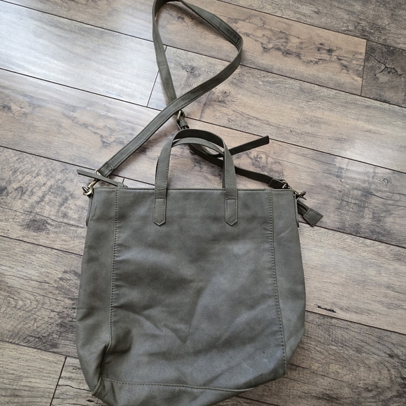 Universal Thread Goods Co Non Leather Olive Green Tote Bag with Adjustable Strap - Picture 2 of 11